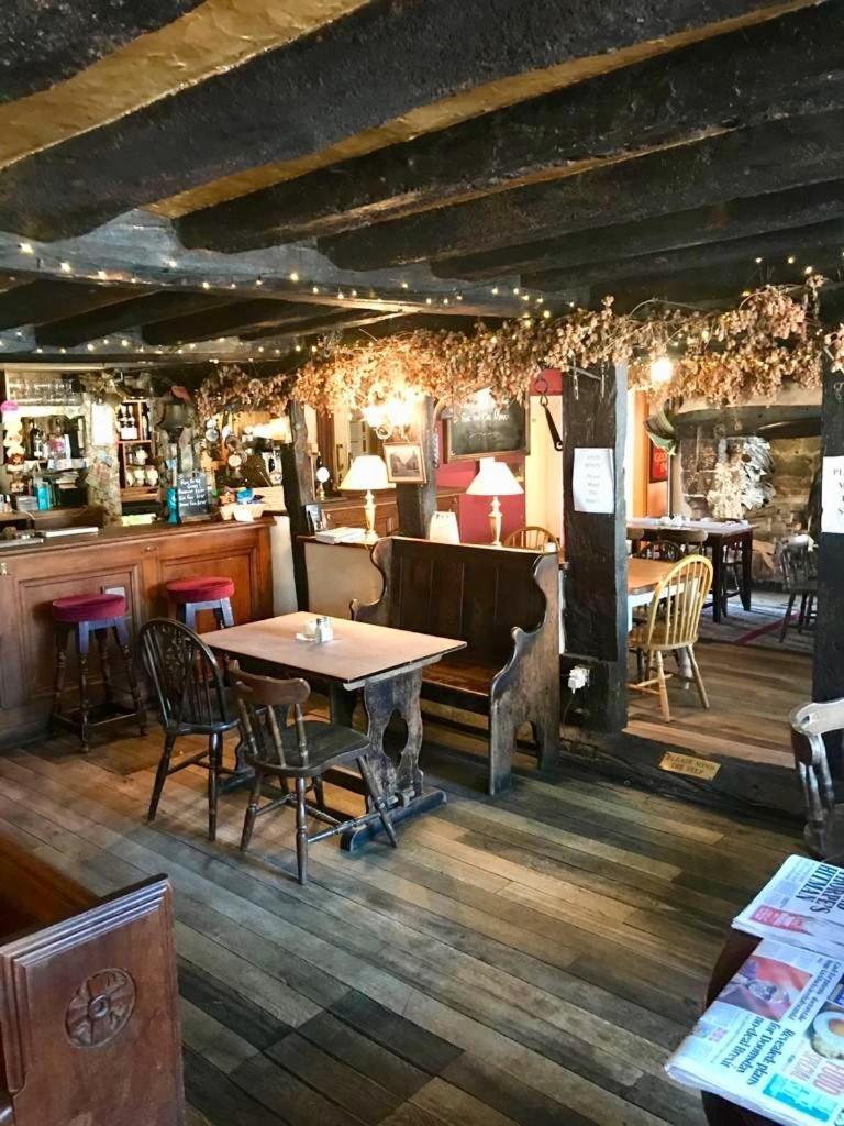 The George Inn Alfriston Dış mekan fotoğraf